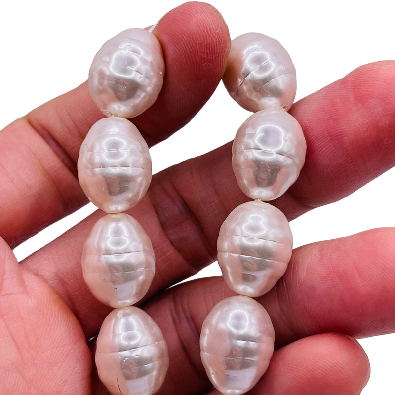 16x12mm Oval Shell Pearl