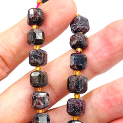 8mm Cube Garnet